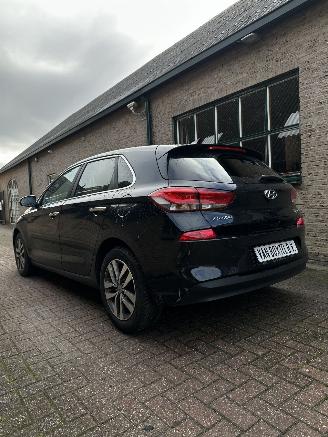 Hyundai I-30  picture 4