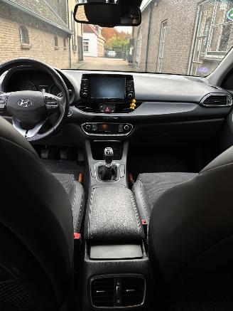 Hyundai I-30  picture 10