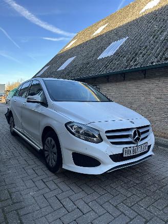 Mercedes B-klasse 220 d Ambition picture 3