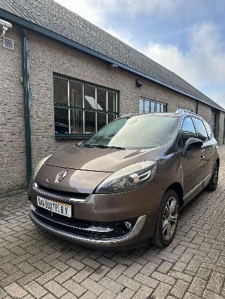 krockskadad bil auto Renault Scenic 1.2 TCe Collection 7p. 2013/3