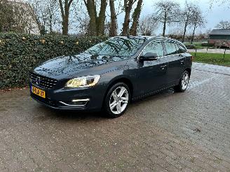  Volvo V-60 2.4 D6 AWD Plug-In Hybrid Summum 2014/3