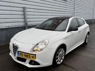 škoda osobní automobily Alfa Romeo Giulietta 1.4 T Distinctive 2010/10