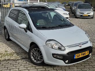 Schadeauto Fiat Punto Evo 1.2 M-Jet Dynamic 2011/2