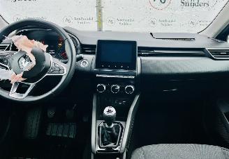 Renault Clio  picture 7