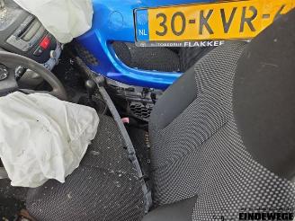 Toyota Aygo Aygo (B10), Hatchback, 2005 / 2014 1.0 12V VVT-i picture 6