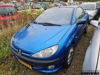 Démontage voiture Peugeot 206 206 CC (2D), Cabrio, 2000 / 2007 1.6 16V 2003/5