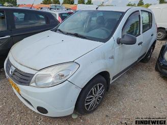 demontáž osobní automobily Dacia Sandero Sandero I (BS), Hatchback, 2008 / 2013 1.2 16V 2009/8