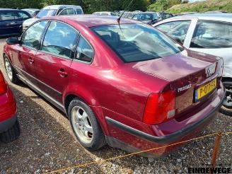 Volkswagen Passat Passat (3B2), Sedan, 1996 / 2000 2.3 VR5 picture 2