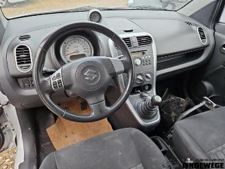 Suzuki Splash Splash, MPV, 2008 / 2015 1.0 12V picture 6