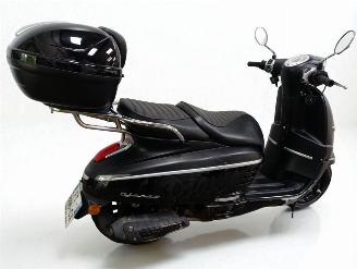 škoda motocykly Peugeot  50 DJANGO 2020/10