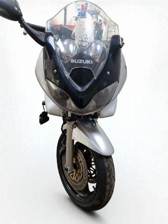 Suzuki Bandit 1200 GSF picture 3