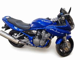 dañado motos Suzuki  GSF 2004/2