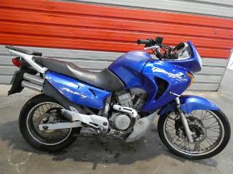dañado motos Honda Transalp 650  2002/5