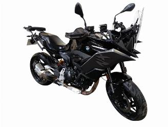 dommages motocyclettes  BMW  F 900XR 2022/11