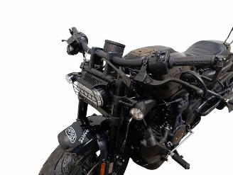 Harley-Davidson  SPORTSTER S picture 5