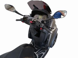 Peugeot  METROPOLIS RS picture 7