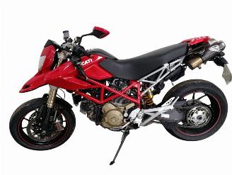 Ducati Hypermotard  picture 3