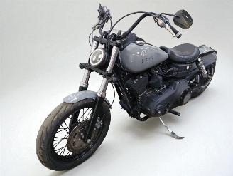 Harley-Davidson  STREET BOB picture 9