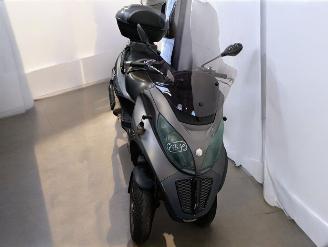 Piaggio  MP3 picture 2