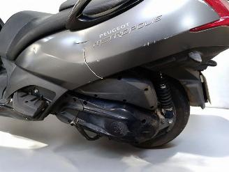 Peugeot  METROPOLIS picture 5