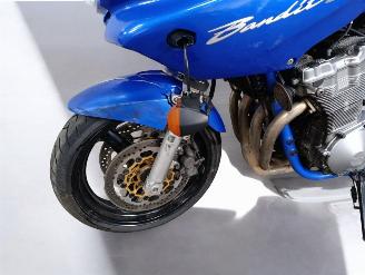 Suzuki Bandit 600  picture 9