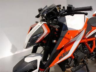 KTM 1290 Super Duke R  picture 4
