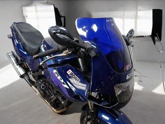 Kawasaki  GPZ picture 14