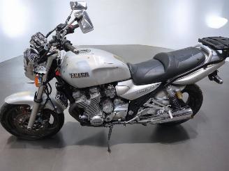 Yamaha XJR 1300  picture 3