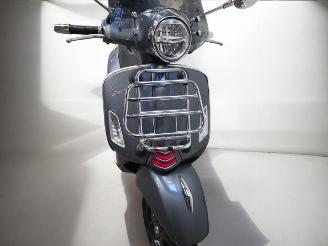 Piaggio  GTS picture 2