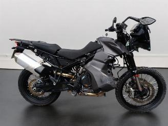  KTM  ADVENTURE 2021/6