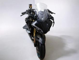 CFMoto  SR picture 2