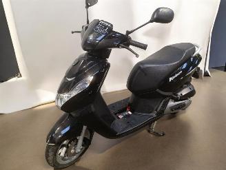 Peugeot  KISBEE picture 9