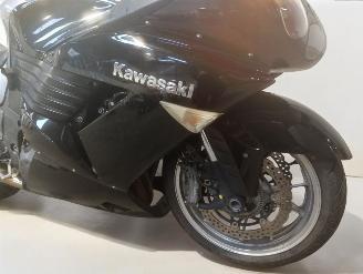 Kawasaki ZZ- R 1400  picture 7