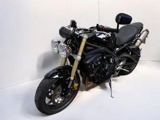 Triumph Street Triple  picture 3