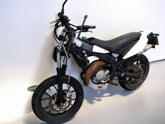 Derbi  SM XTREM picture 15