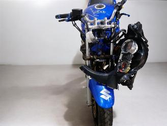 Suzuki Bandit 600  picture 22