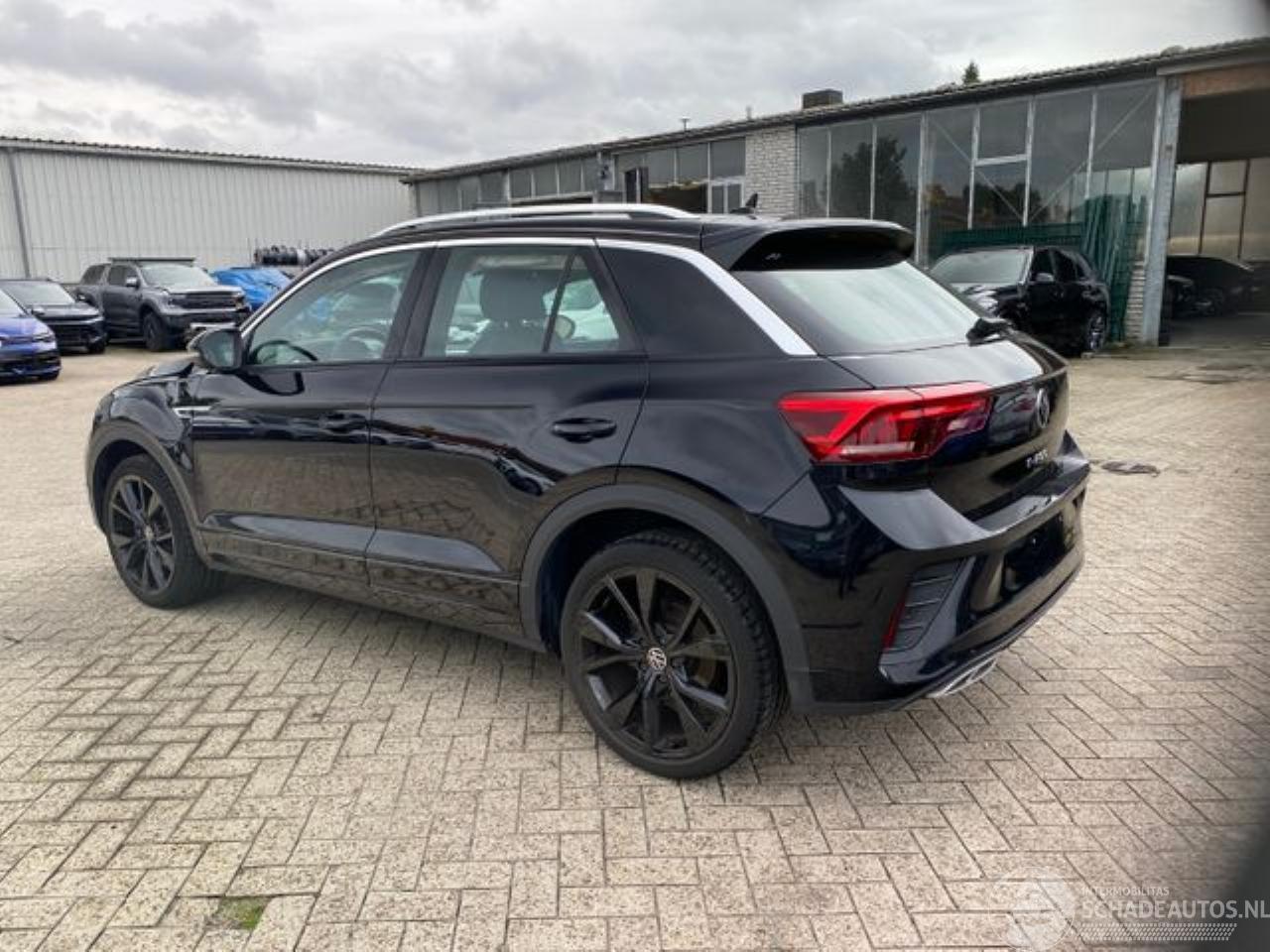 Volkswagen T-Roc 1.5 TSI DSG R-Line * KAM - NAV - LED *
