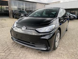 krockskadad bil auto Volkswagen ID.3 Pro Goal *NAVI - KAM* 2025/5