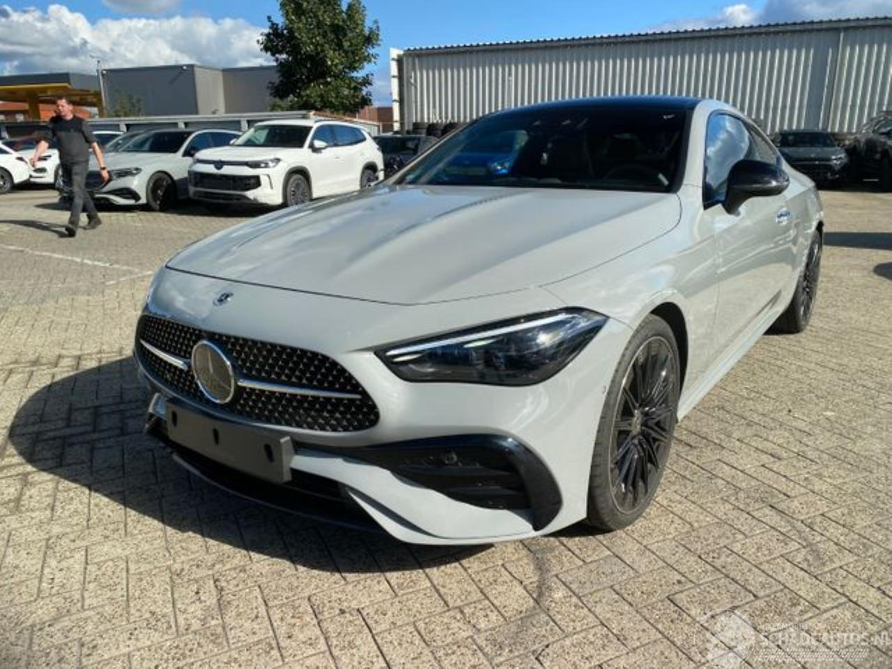 Mercedes Cl-klasse E 450 4Matic AMG Line Premium Plus *HUD - AHK*