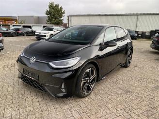 damaged passenger cars Volkswagen ID.3 GTX Performance 240kW * PANO - NAV - LED * 2025/6