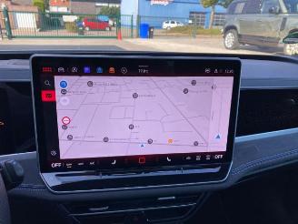 Volkswagen Passat Variant 2.0 TDI DSG R-Line * HUD - PANO * picture 19