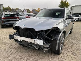 BMW X5 M60i xDrive *HEAD UP - PANO - AHK - KAM* picture 4