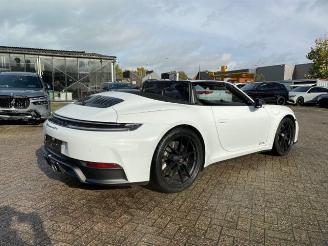 damaged passenger cars Porsche 911 Carrera 4 GTS T-Hybrid Cabrio *BURMESTER* 2025/1