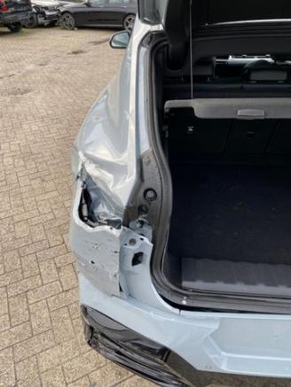 BMW iX2 eDrive20 M Sport *PANO - AHK - KAM - NAVI* picture 13