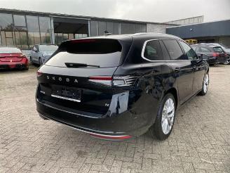 Skoda Superb Combi 1.5 TSI iV L&K *HEAD-UP - PANO-AHK* picture 7