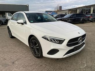 skadebil auto Mercedes A-klasse Progressive Line Advanced *NAVI - KAM* 2025/6