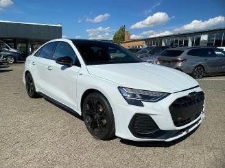 krockskadad bil auto Audi A3 Limousine 30 TFSI S line *PANO - NAVI - KAM* 2025/3