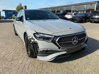 Mercedes E-klasse 300 T AMG Lin Advancd Plus *PANO - 360 KAM* picture 11