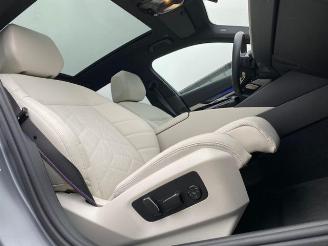 BMW i5 M60 xDrive *HEAD-UP - PANO - 360 KAM - NAVI* picture 19