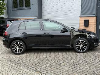 Volkswagen Golf 1.2 TSI Allstar Pano Navi Led Xenon Stoelverw picture 9